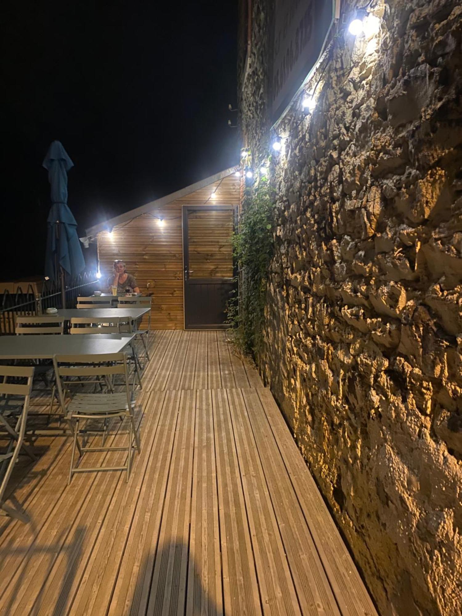 Gites Libellule At Auberge De L'Arac, Bar, Restaurant Aleu Exteriör bild